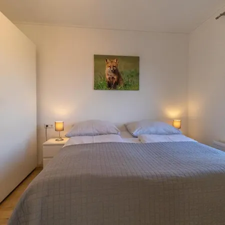 Bergblick Mit Balkon Und Garten - Familienfreundlich