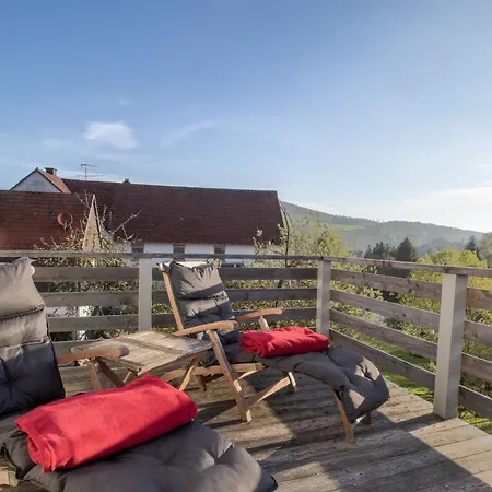 Bergblick Mit Balkon Und Garten - Familienfreundlich דירה *